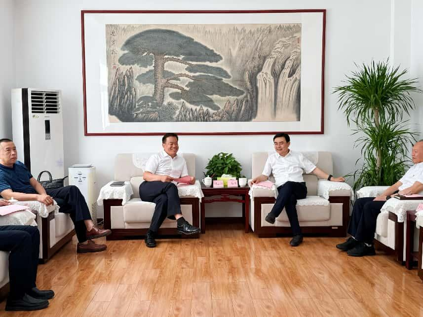 水發(fā)集團(tuán)黨委書(shū)記、董事長(zhǎng)劉志國(guó)一行到訪山東水設(shè)