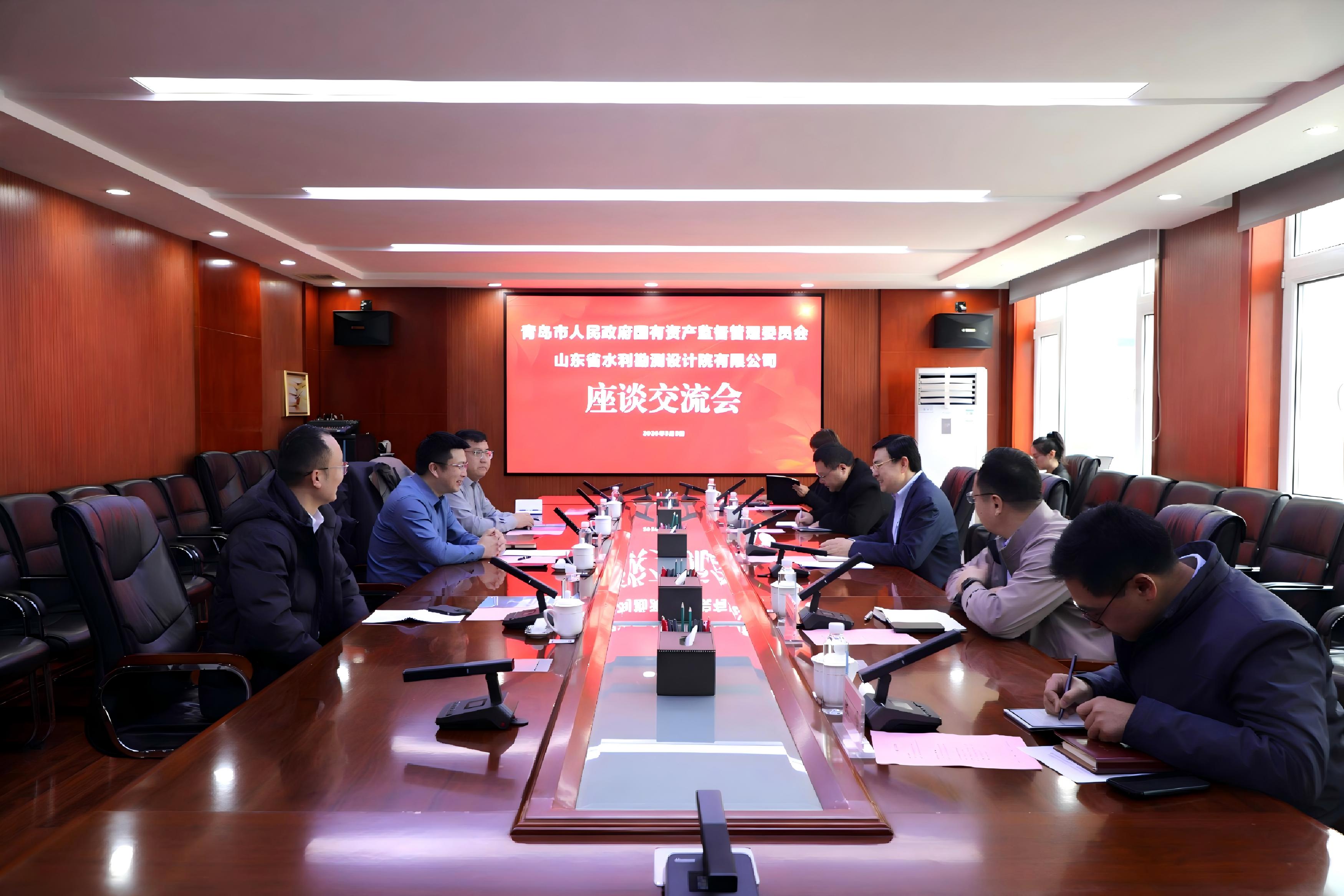 青島市國資委黨委委員、副主任朱文泉一行到訪山東水設(shè)